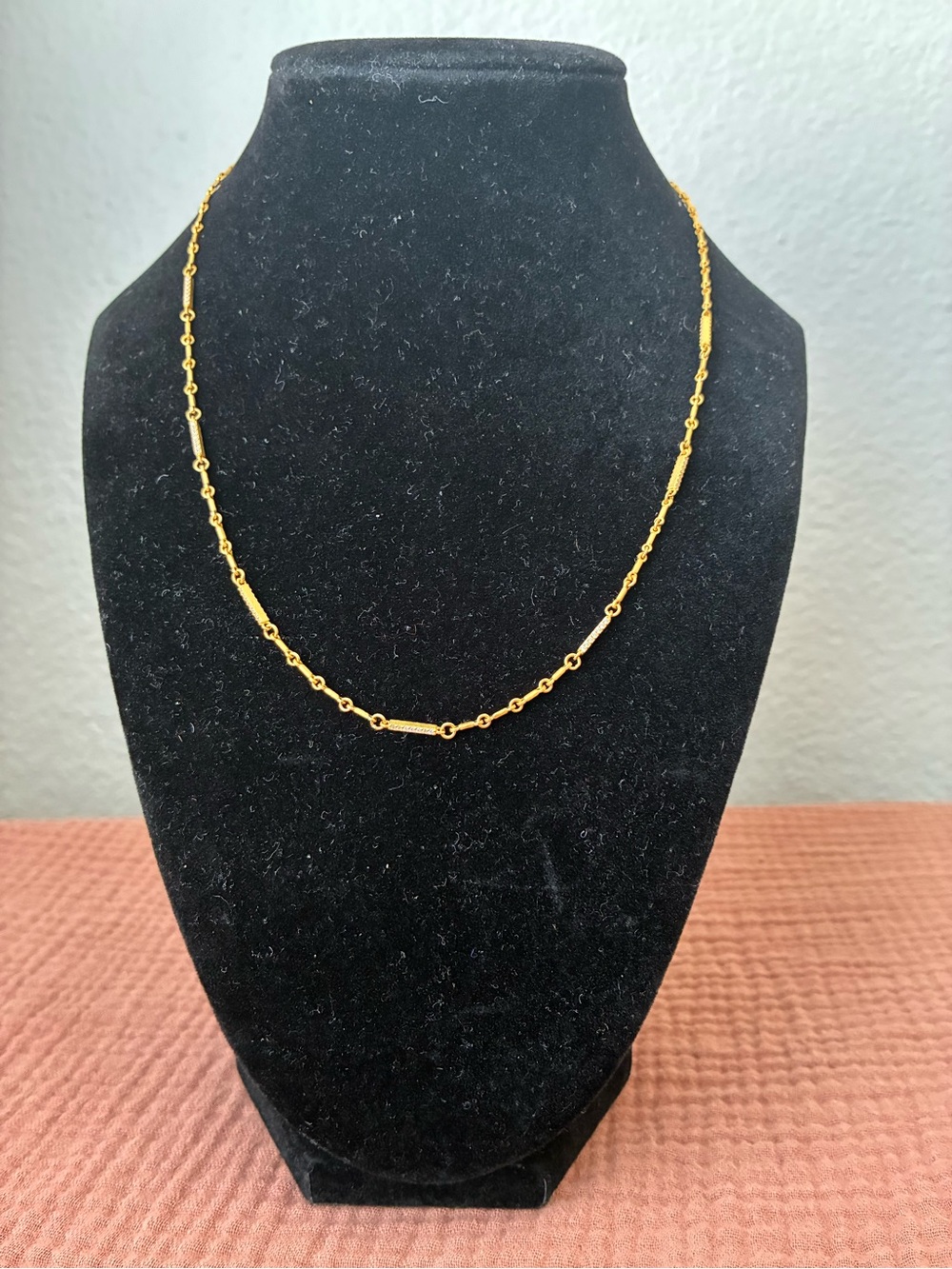 Freida Rothmam 
18”
925 sterling silver